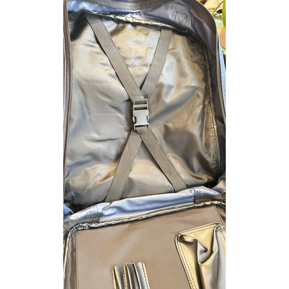 Defender Skipper Bag Large Waterproof Nylon Marine Gear Duffle Bag NWT